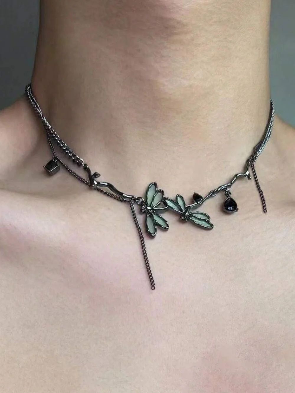 Dragonfly necklace N2470